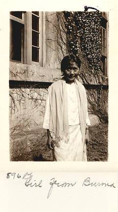 Karen lady at Ellis Island