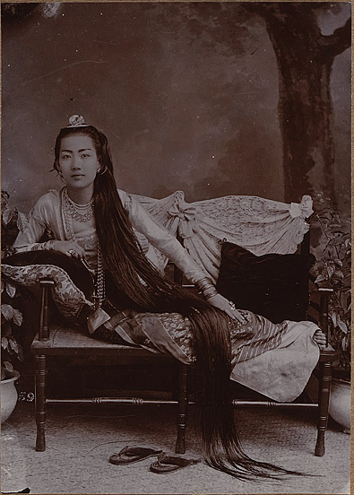 ၁၉၁၄ ခုနှစ်က အမည်မသိ မြန်မာအမျိုးသမီးတစ်ဦး
