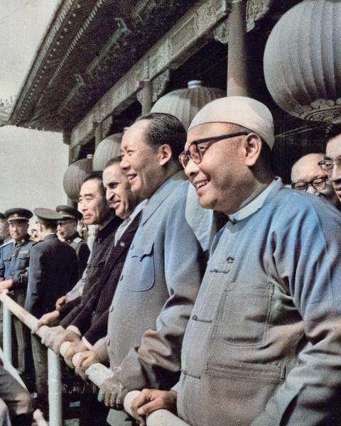 Prime Minister U Nu and Chairman Mao Zedong in Beijing, 1960.